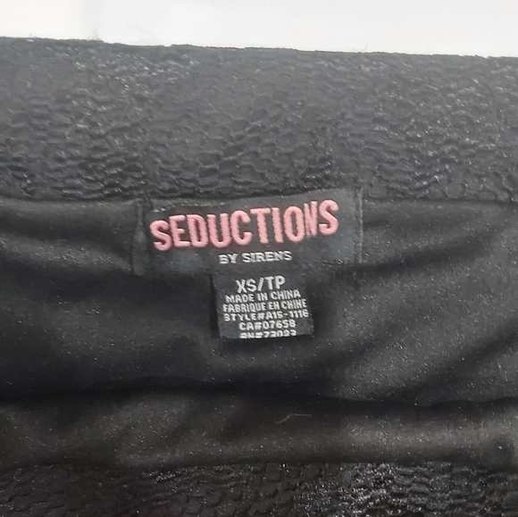 Black Lace Maxi Skirt - Picture 3 of 4